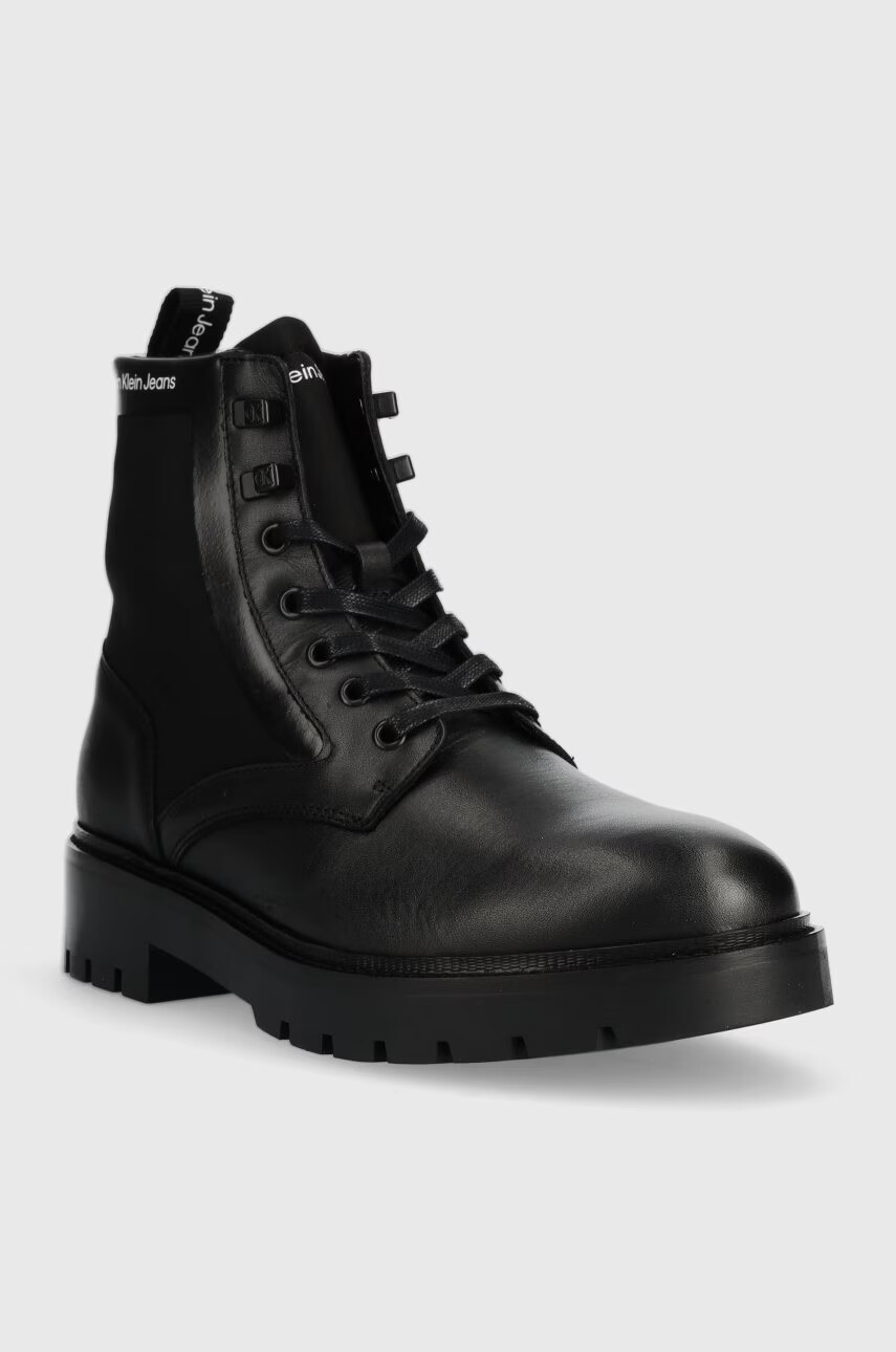 Calvin Klein Jeans Туристически обувки Military Boot в черно - Pepit.bg