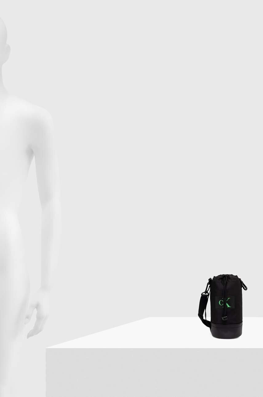 Calvin Klein Калъф за бутилка в черно - Pepit.bg