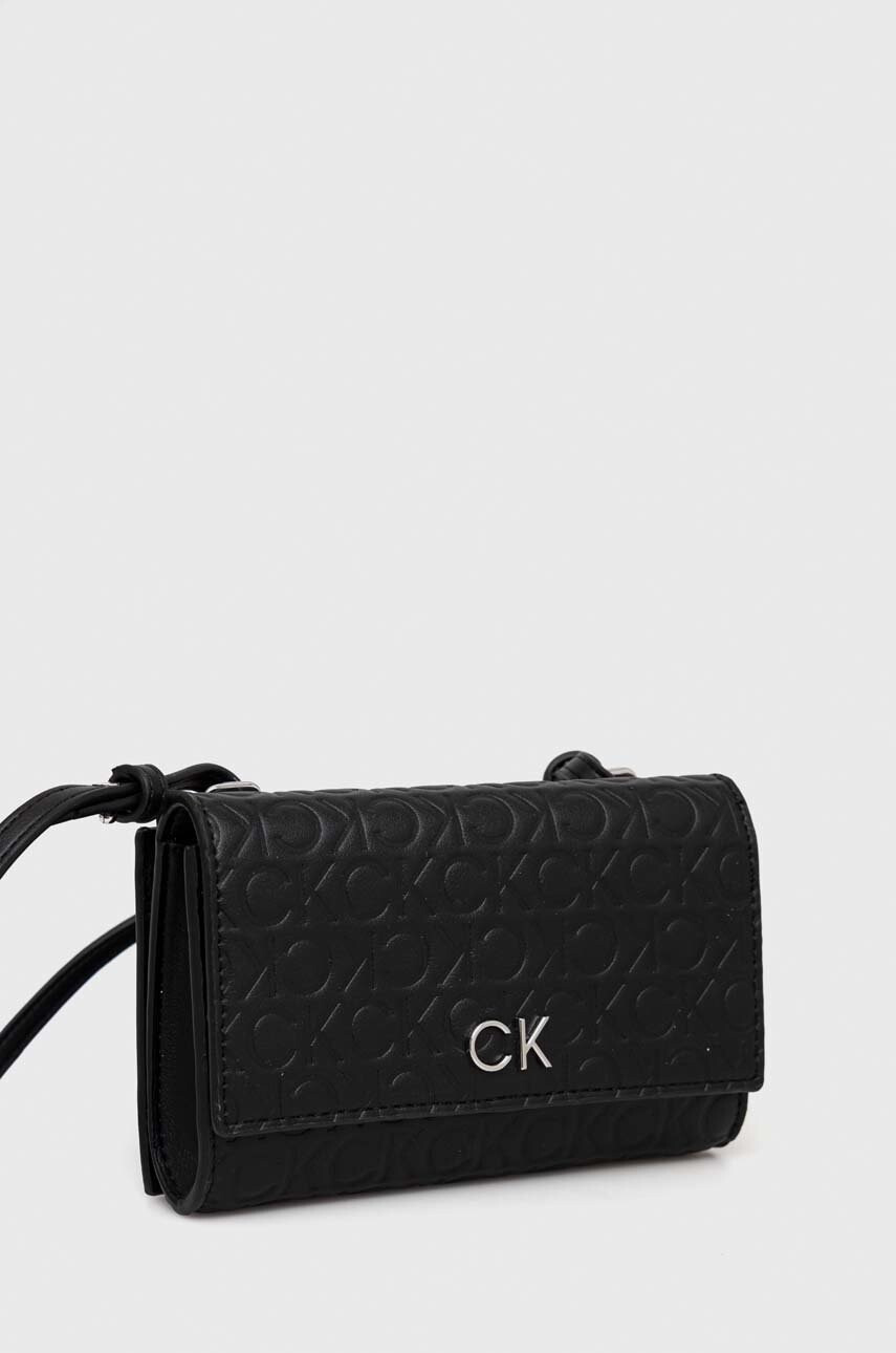 Calvin Klein Клъч в черно - Pepit.bg