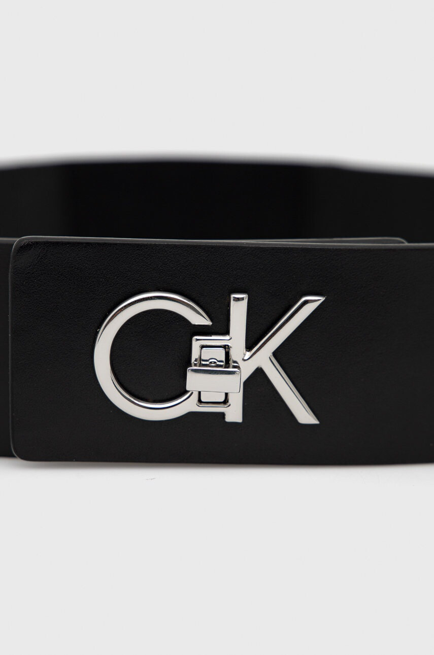 Calvin Klein Кожен колан дамски в черно - Pepit.bg