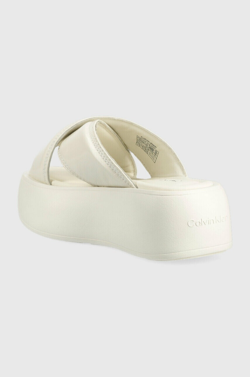 Calvin Klein Кожени чехли BUBBLE SLIDE - PAT в бяло с платформа HW0HW01469 - Pepit.bg