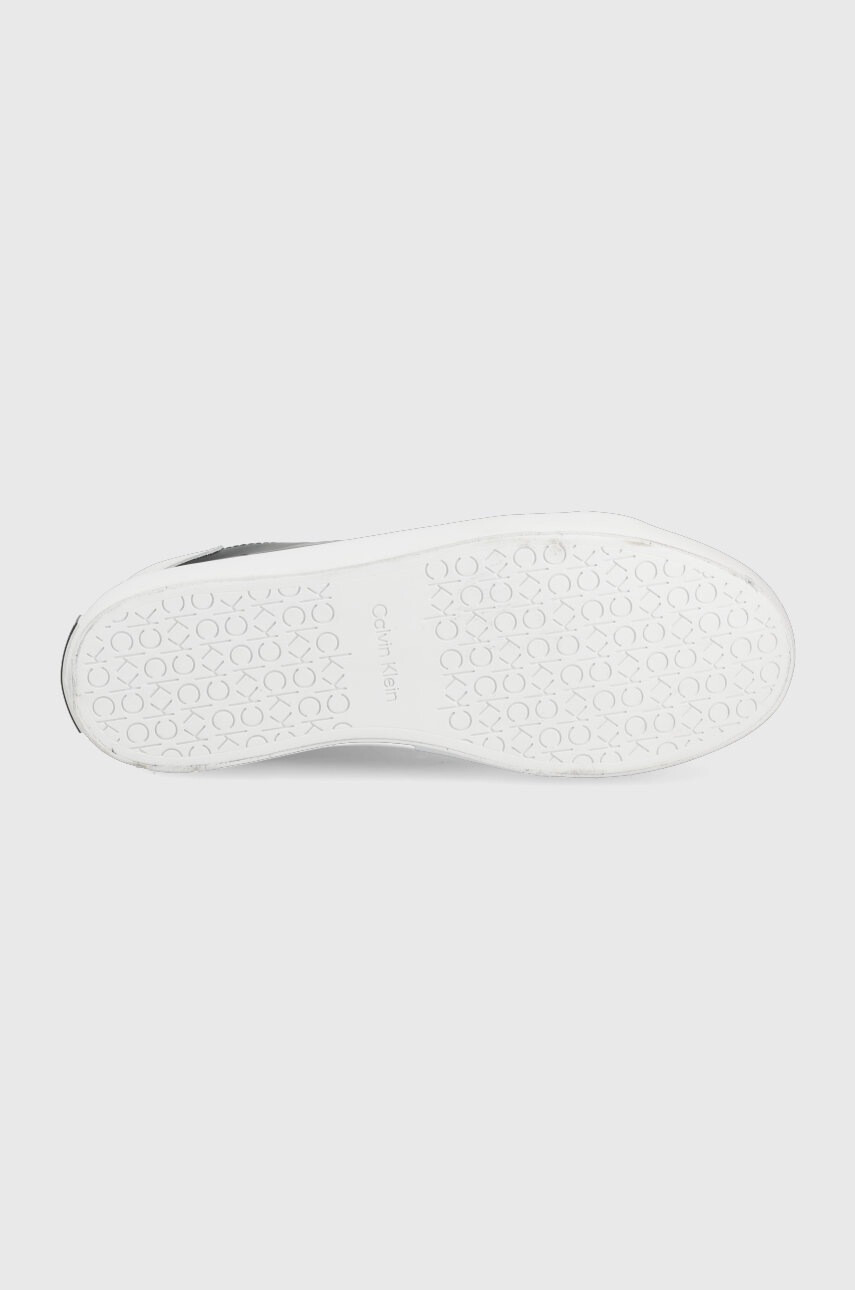 Calvin Klein Кожени обувки в черно - Pepit.bg