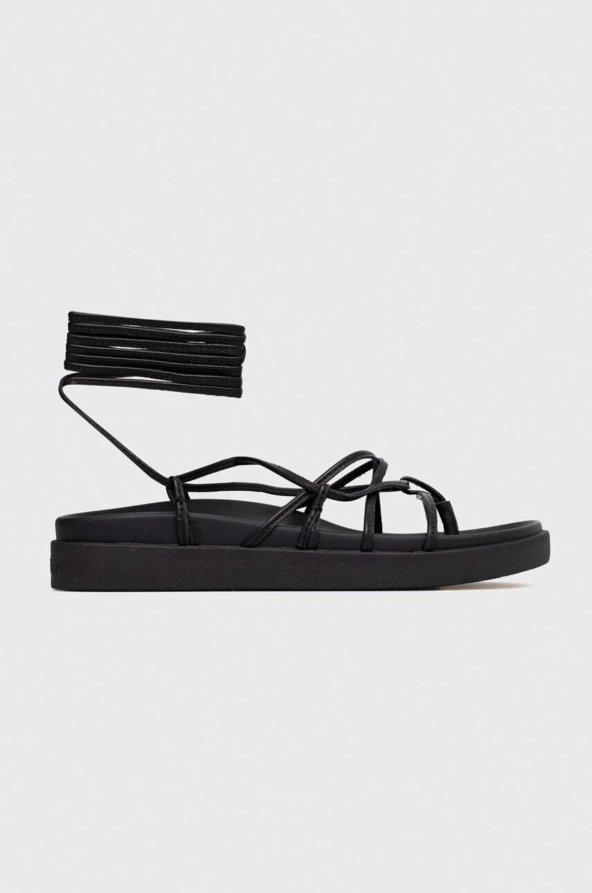 Calvin Klein Кожени сандали ERGO STRAP SANDAL в черно с платформа HW0HW01501 - Pepit.bg
