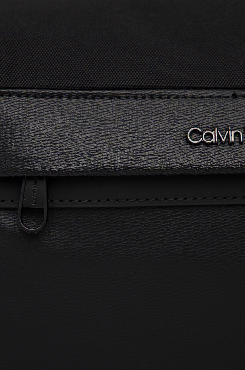 Calvin Klein Козметична чанта - Pepit.bg