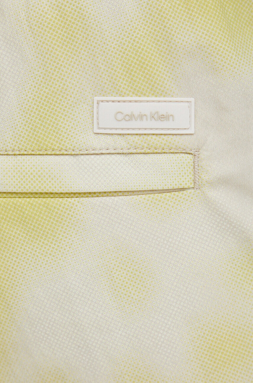 Calvin Klein Къс панталон в жълто - Pepit.bg