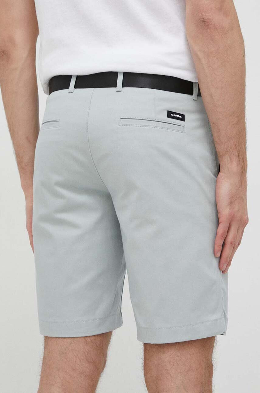 Calvin Klein Къс панталон в зелено - Pepit.bg