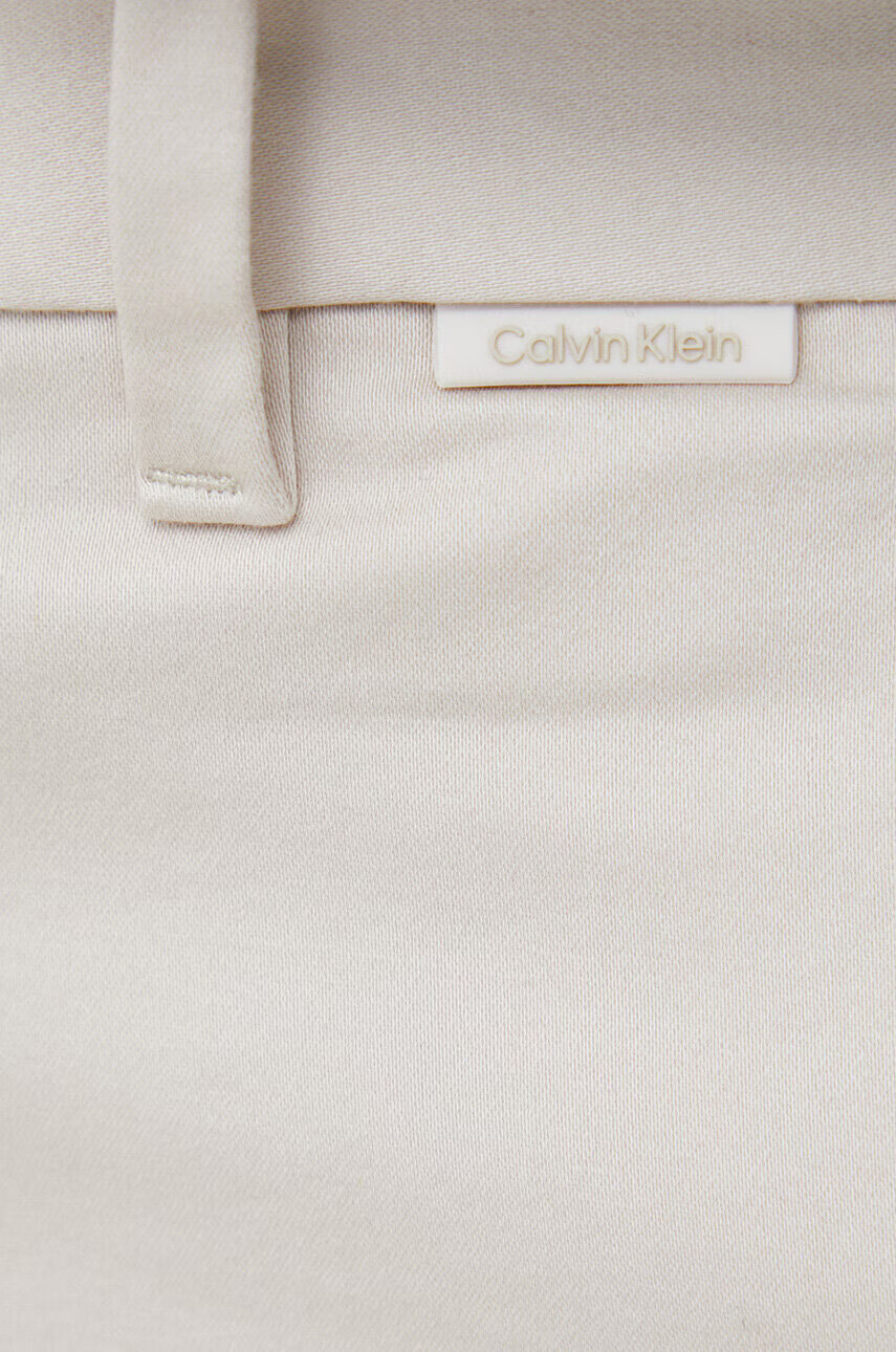 Calvin Klein Къс панталон в бежово - Pepit.bg