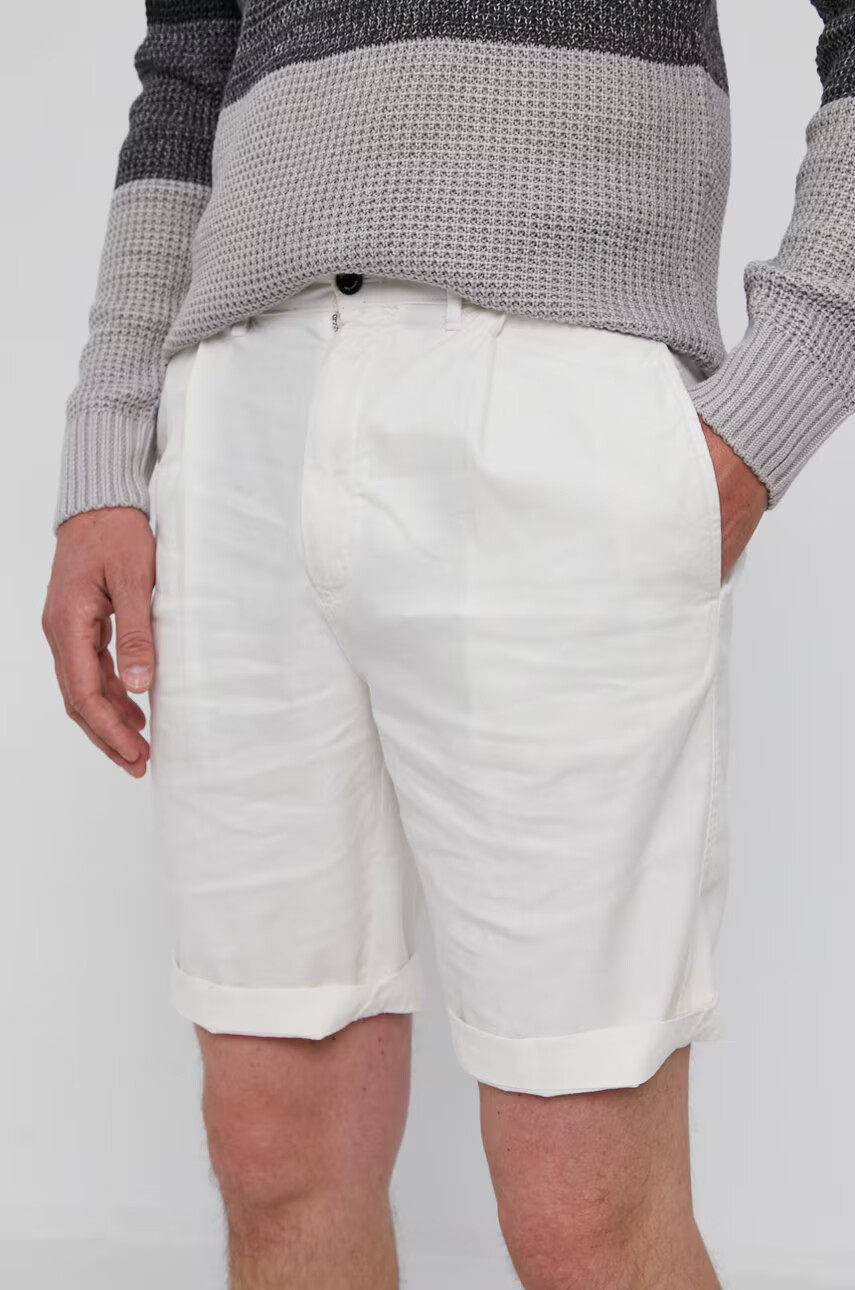 Calvin Klein Къс панталон мъжки в бяло - Pepit.bg