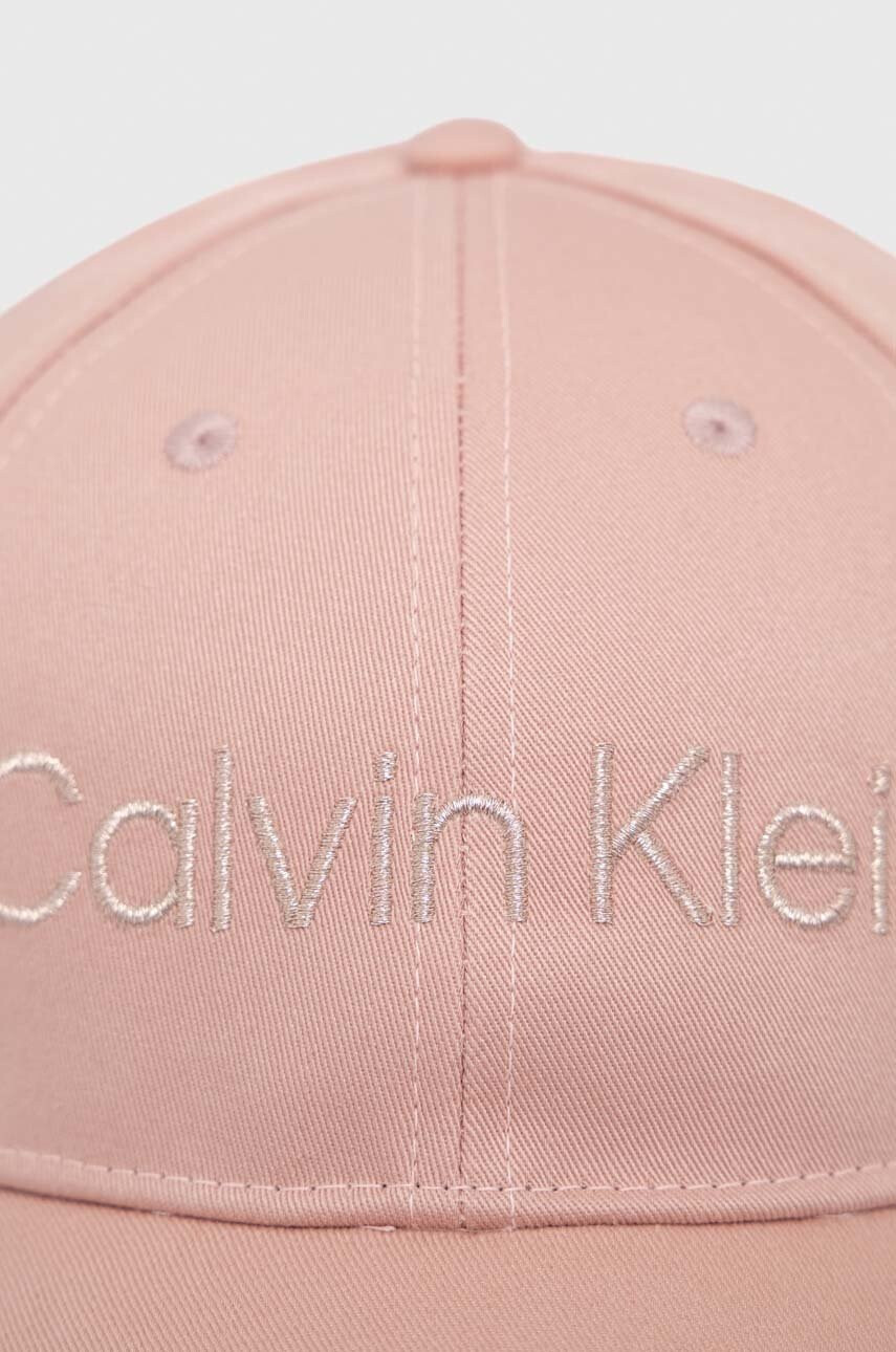 Calvin Klein Памучна шапка с козирка - Pepit.bg