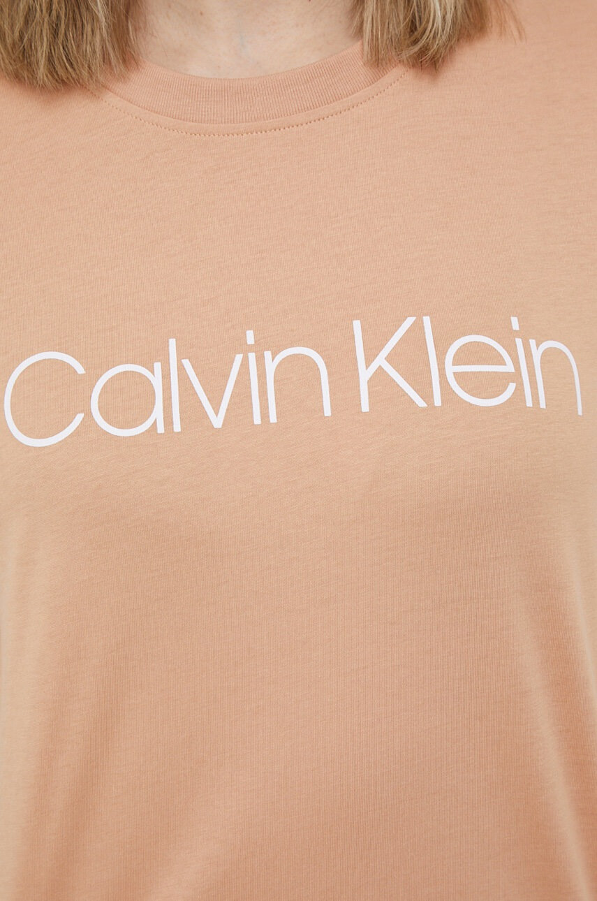 Calvin Klein Памучна тениска в оранжево - Pepit.bg