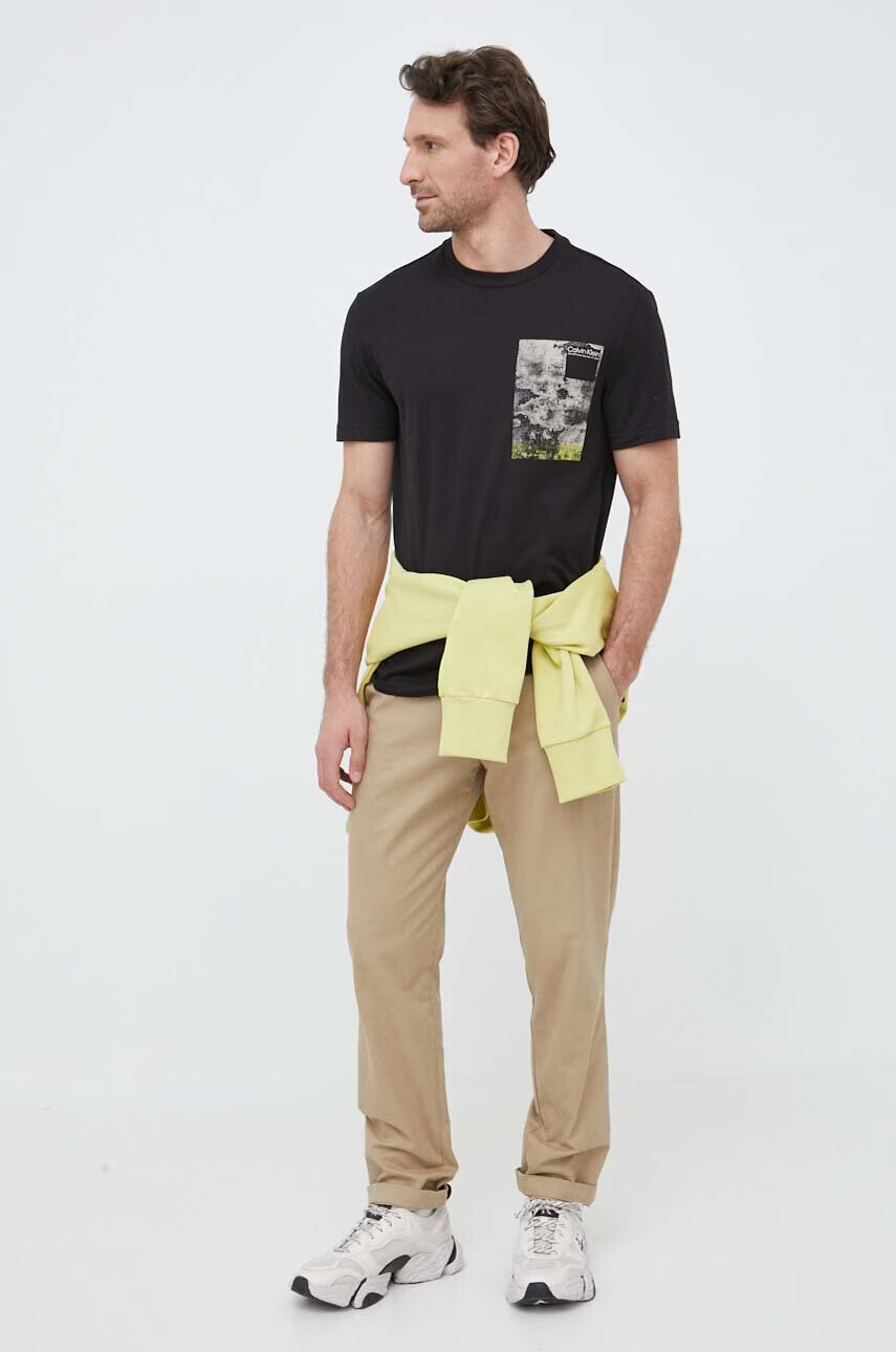 Calvin Klein Памучна тениска в черно с принт - Pepit.bg