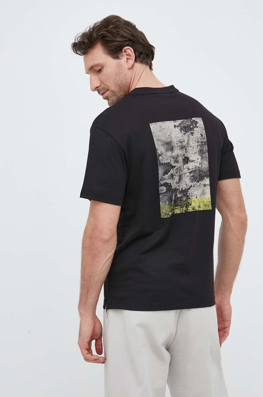 Calvin Klein Памучна тениска в черно с принт - Pepit.bg