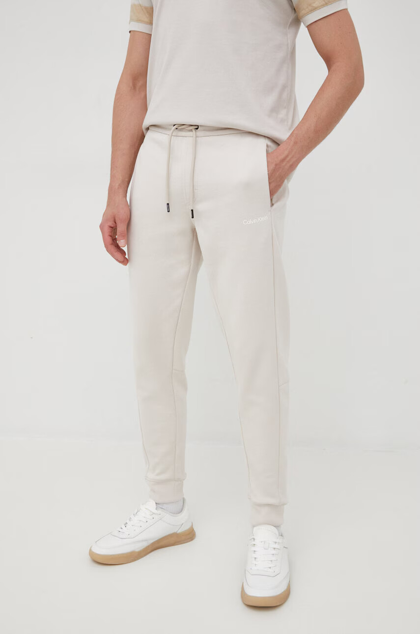Calvin Klein Панталони - Pepit.bg