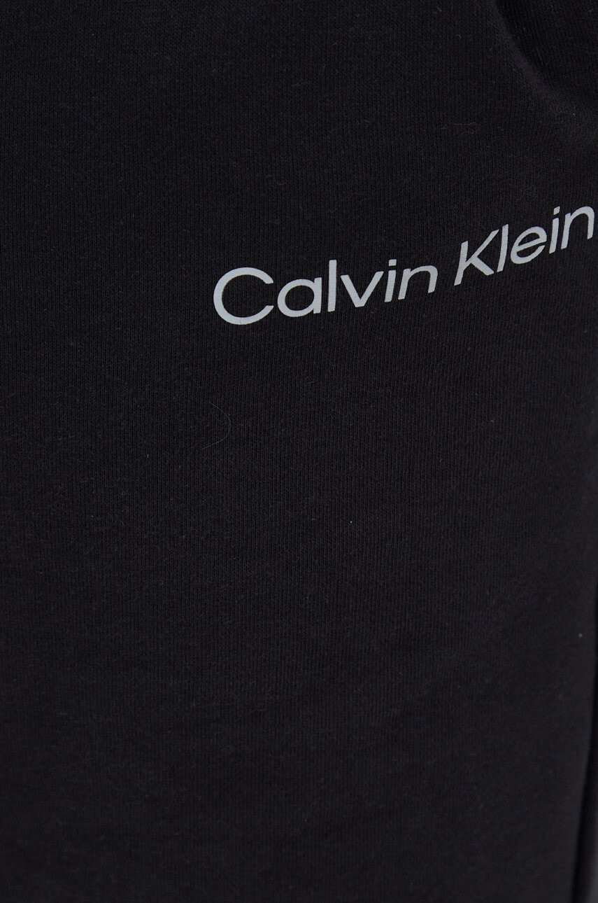 Calvin Klein Performance Къс панталон за трениране Ck Essentials - Pepit.bg