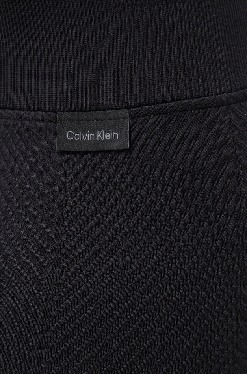 Calvin Klein Performance Къс панталон за трениране Essentials - Pepit.bg