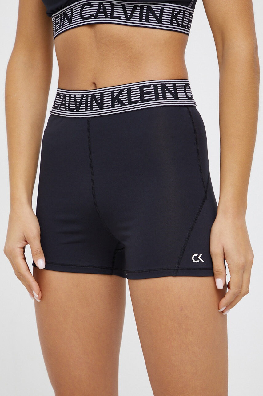 Calvin Klein Performance Къси панталони - Pepit.bg
