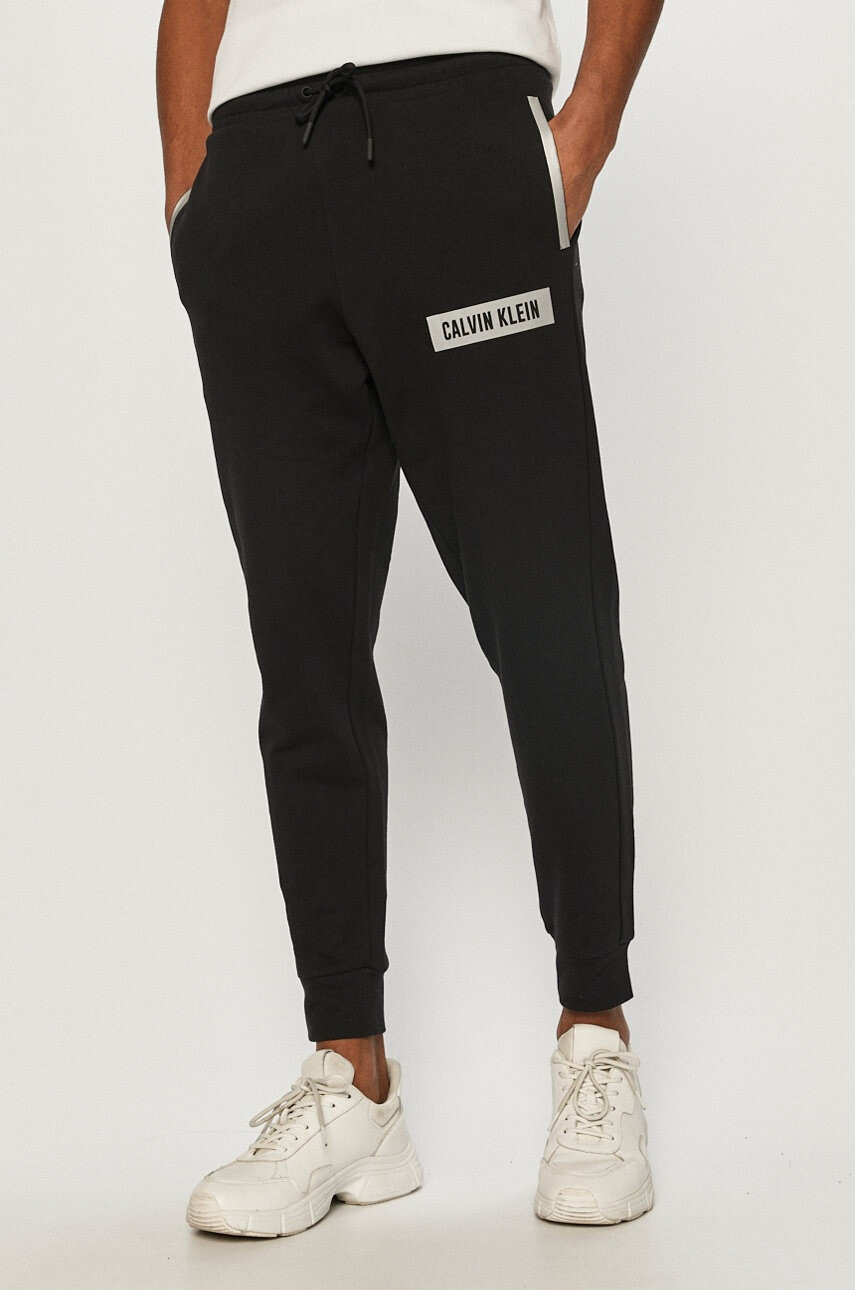 Calvin Klein Performance Панталони - Pepit.bg