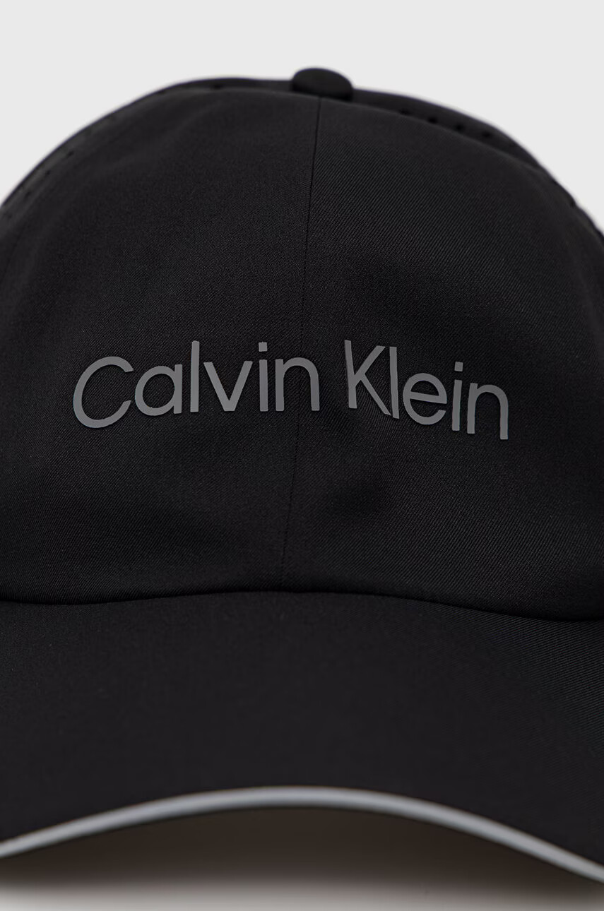 Calvin Klein Performance Шапка с козирка - Pepit.bg