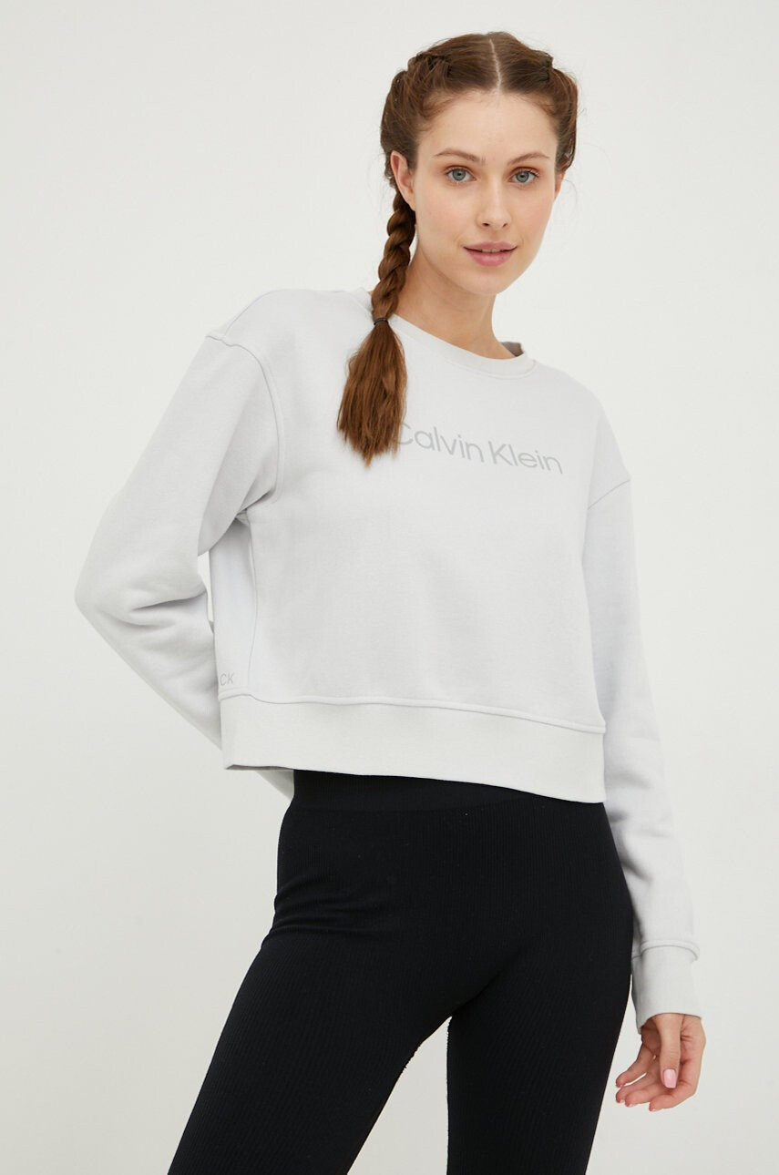 Calvin Klein Performance Спортен суичър Ck Essentials в сиво с принт - Pepit.bg
