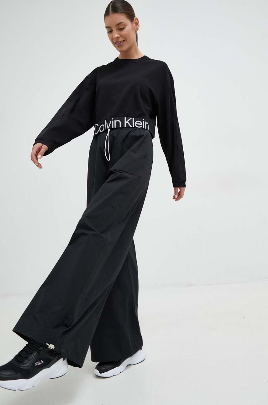 Calvin Klein Performance Суичър за трениране Effect в черно с принт - Pepit.bg