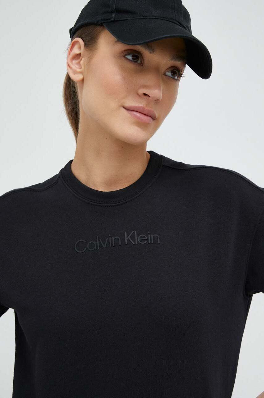 Calvin Klein Performance Суичър за трениране Essentials в черно с изчистен дизайн - Pepit.bg