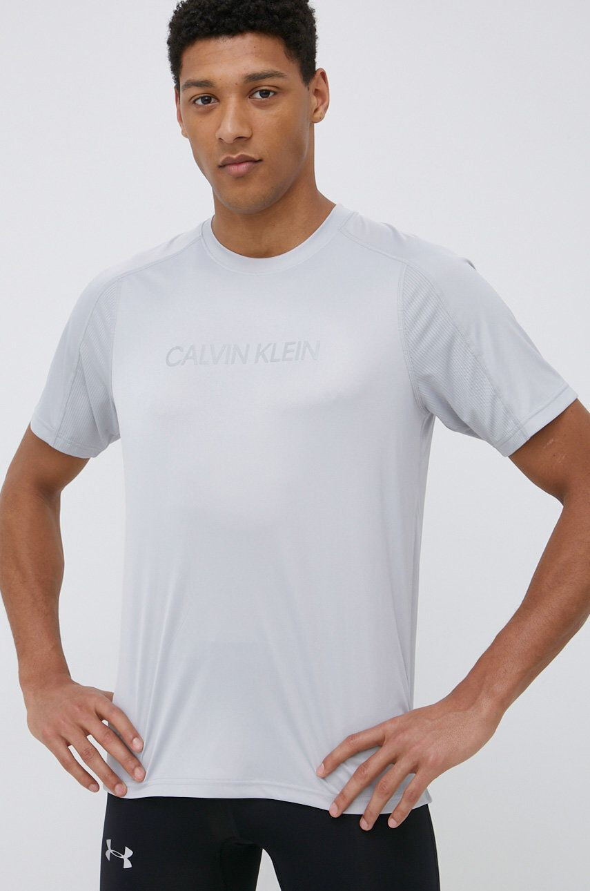 Calvin Klein Performance Тениска за трениране Ck Essentials - Pepit.bg