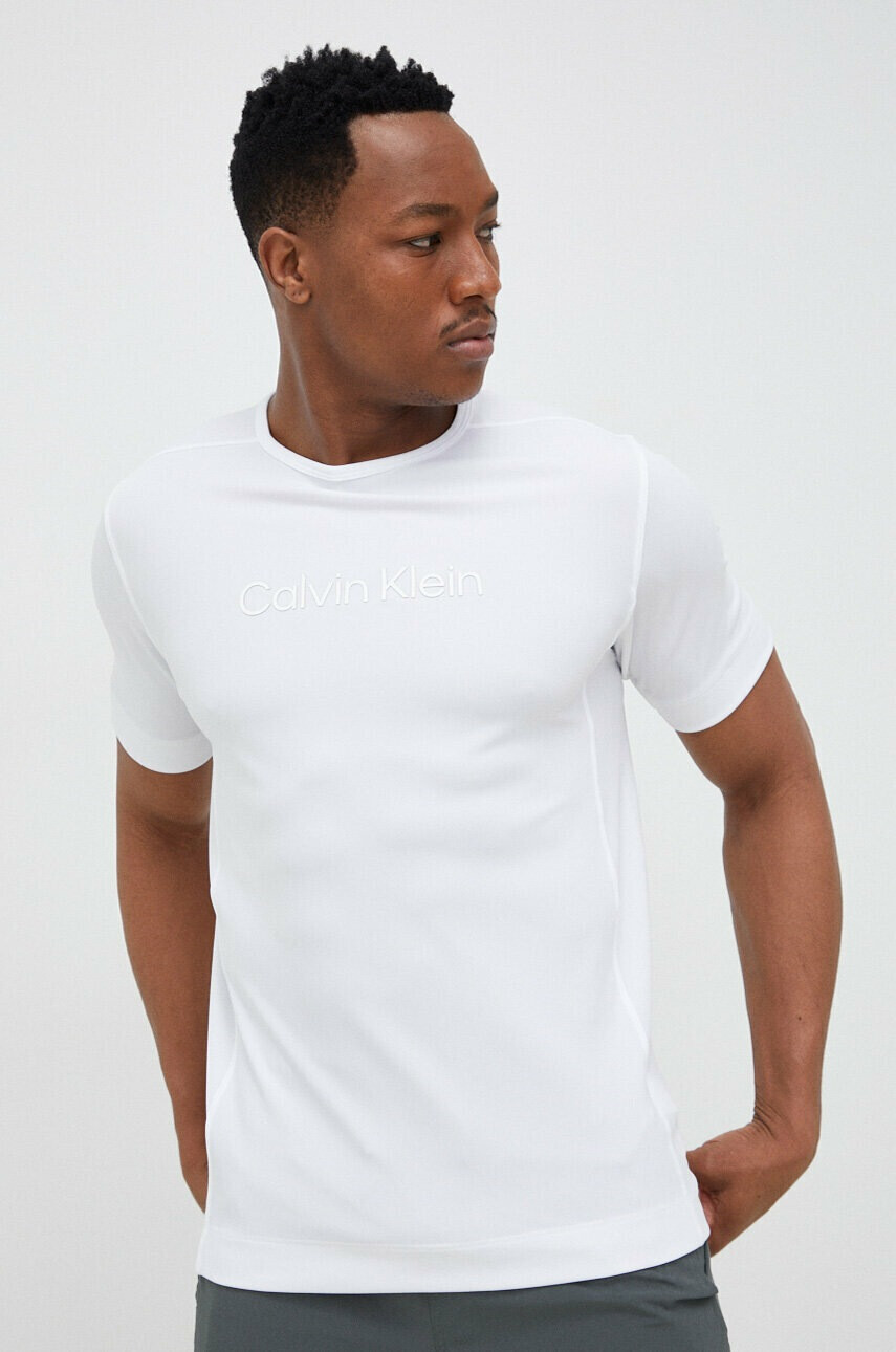 Calvin Klein Performance Тениска за трениране Essentials в бяло с принт - Pepit.bg