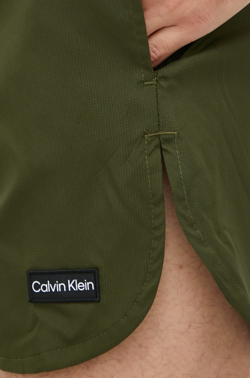 Calvin Klein Плувни шорти в зелено - Pepit.bg