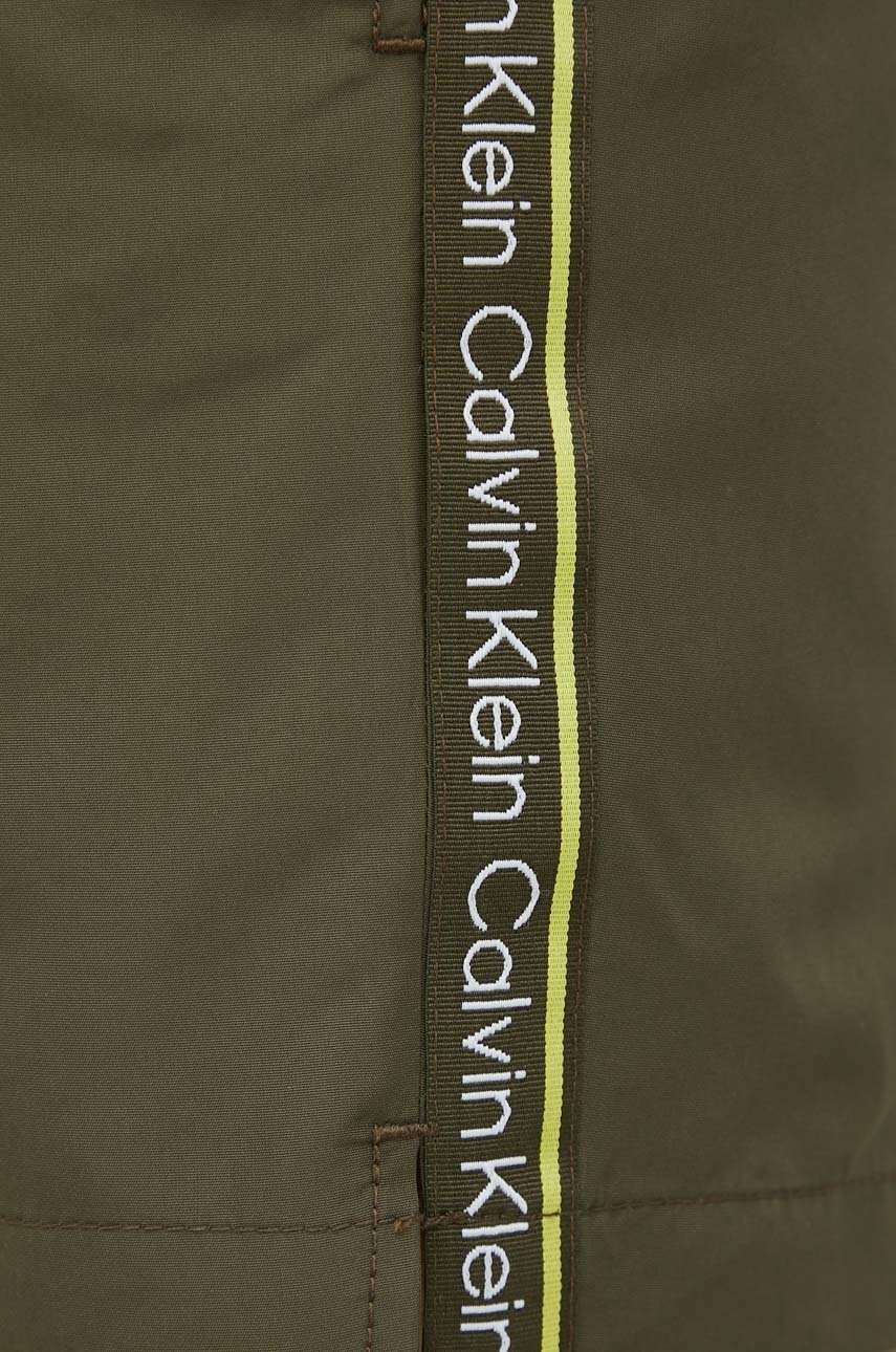 Calvin Klein Плувни шорти в зелено - Pepit.bg