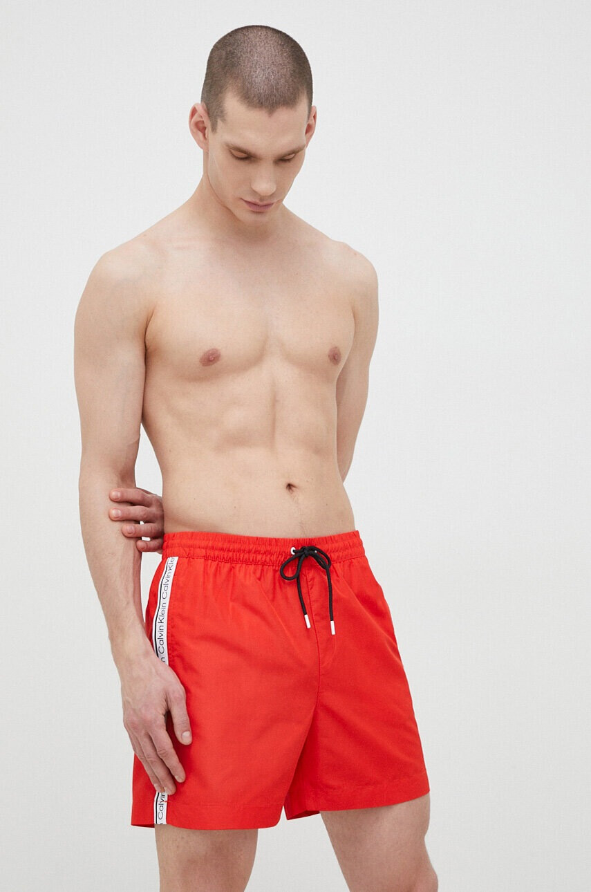 Calvin Klein Плувни шорти в червено - Pepit.bg