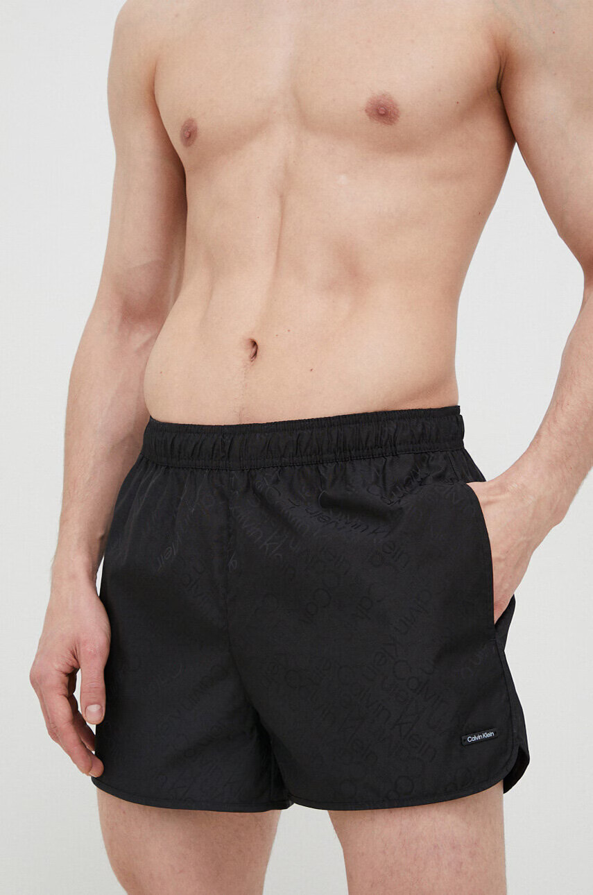 Calvin Klein Плувни шорти в черно - Pepit.bg