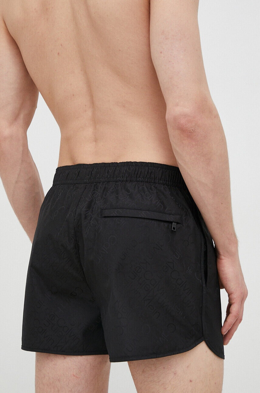 Calvin Klein Плувни шорти в черно - Pepit.bg