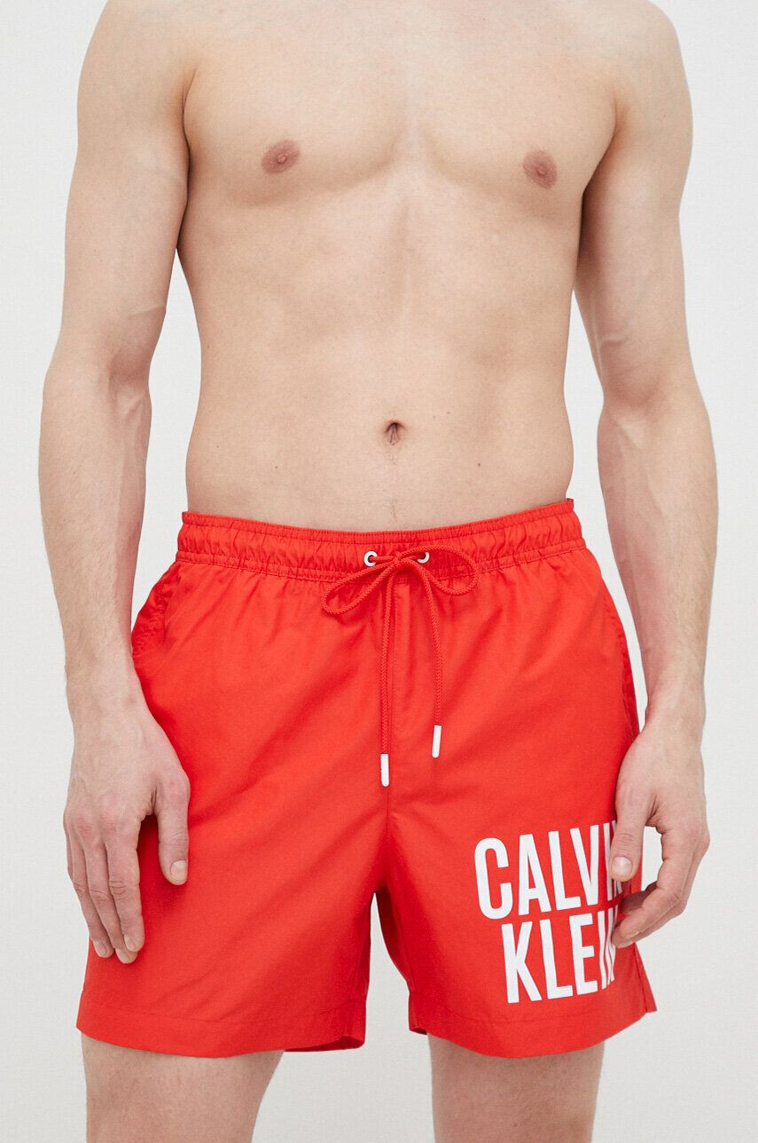 Calvin Klein Плувни шорти в червено - Pepit.bg