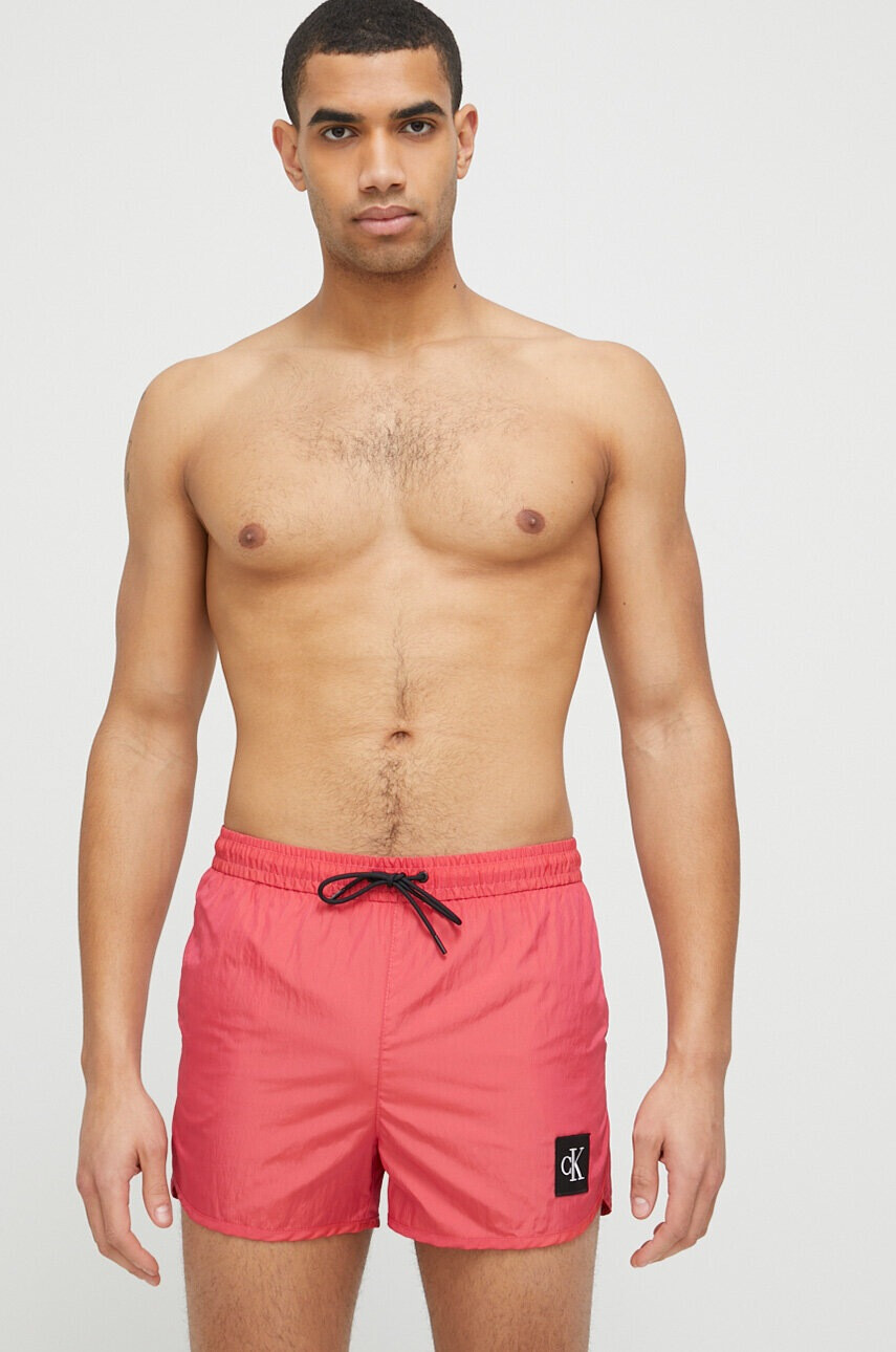 Calvin Klein Плувни шорти в червено - Pepit.bg