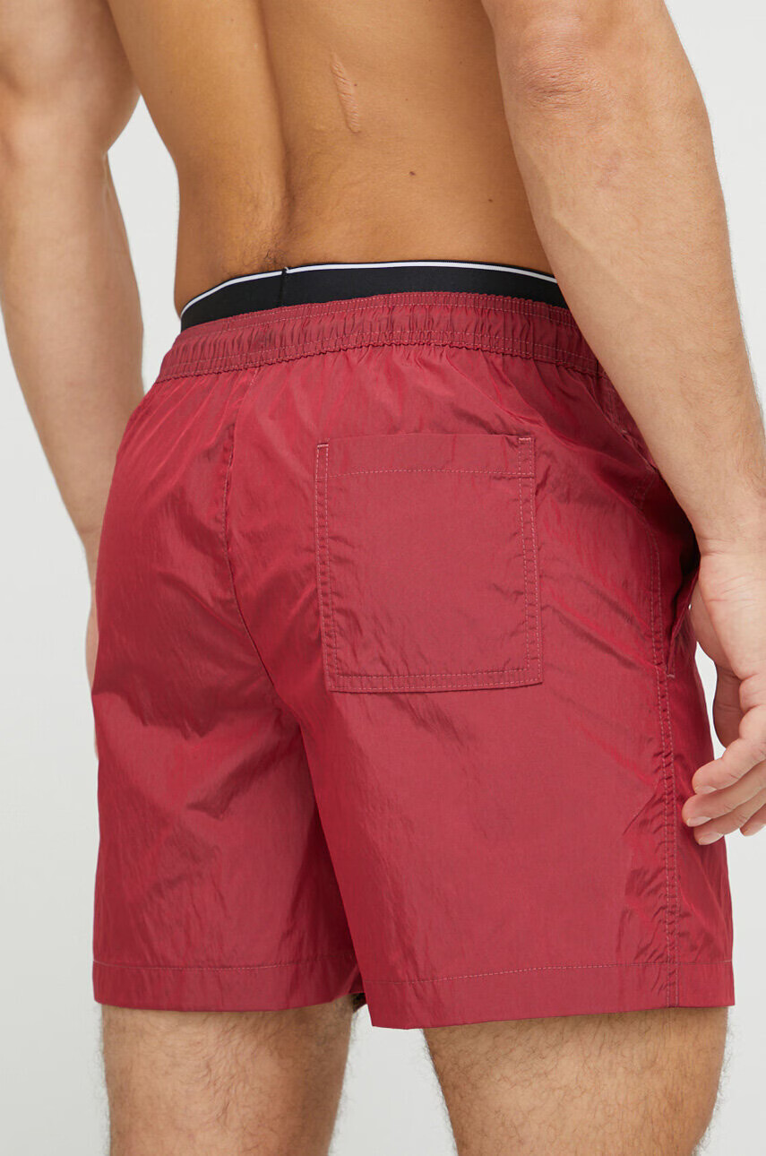 Calvin Klein Плувни шорти в червено - Pepit.bg
