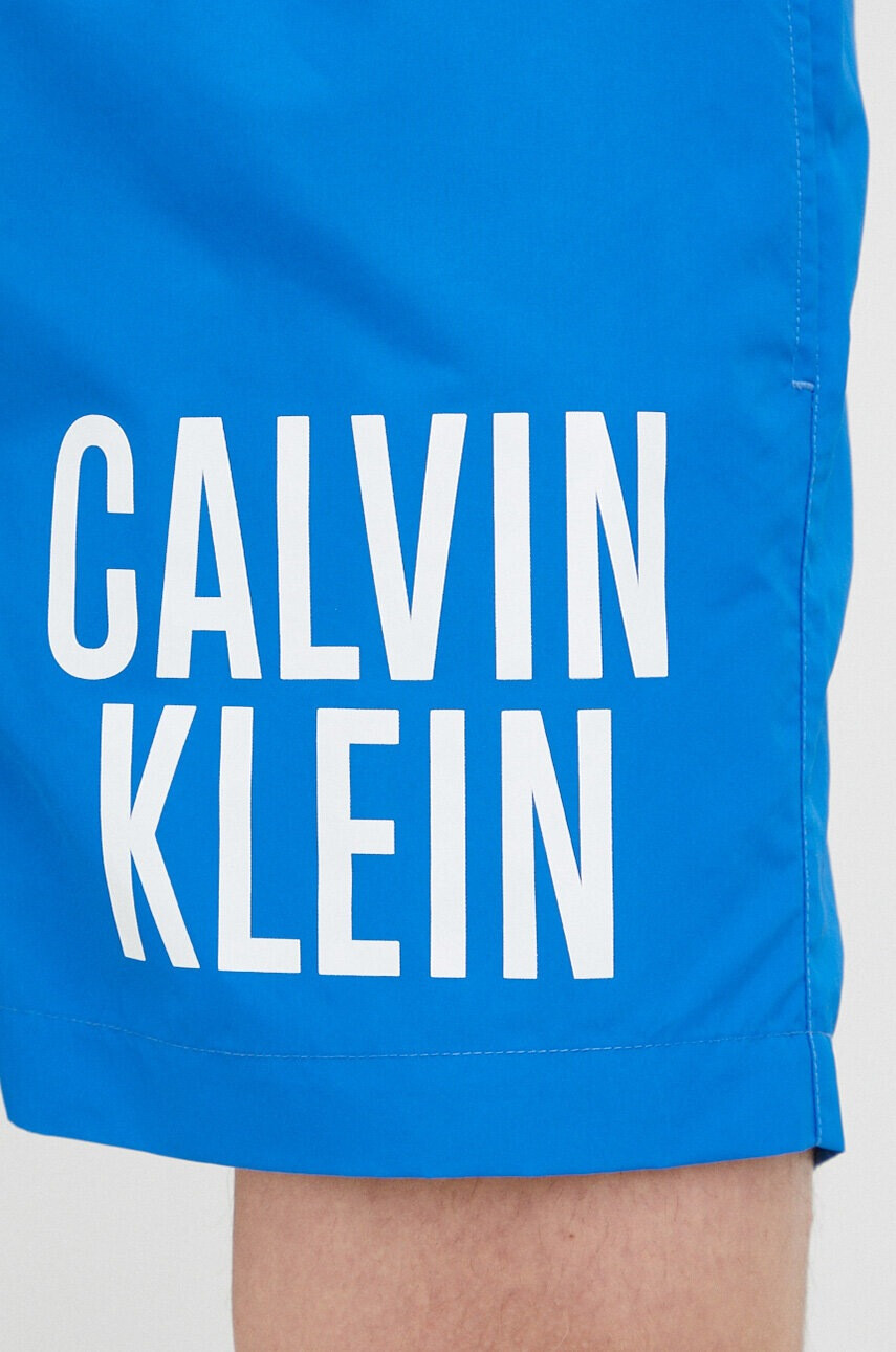 Calvin Klein Плувни шорти в синьо - Pepit.bg