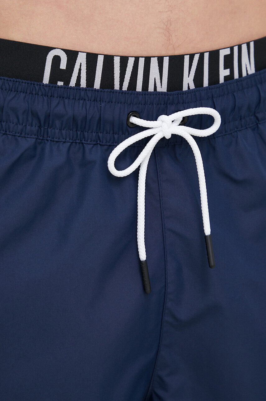 Calvin Klein Плувни шорти в тъмносиньо - Pepit.bg