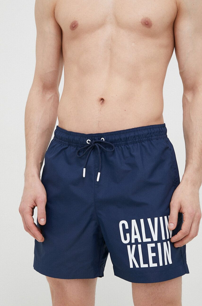 Calvin Klein Плувни шорти в тъмносиньо - Pepit.bg