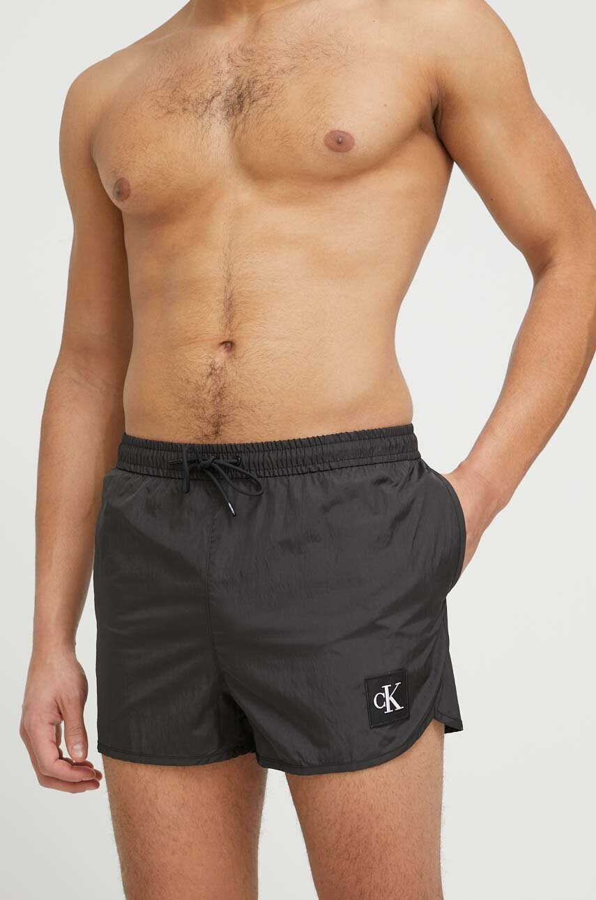 Calvin Klein Плувни шорти в черно - Pepit.bg