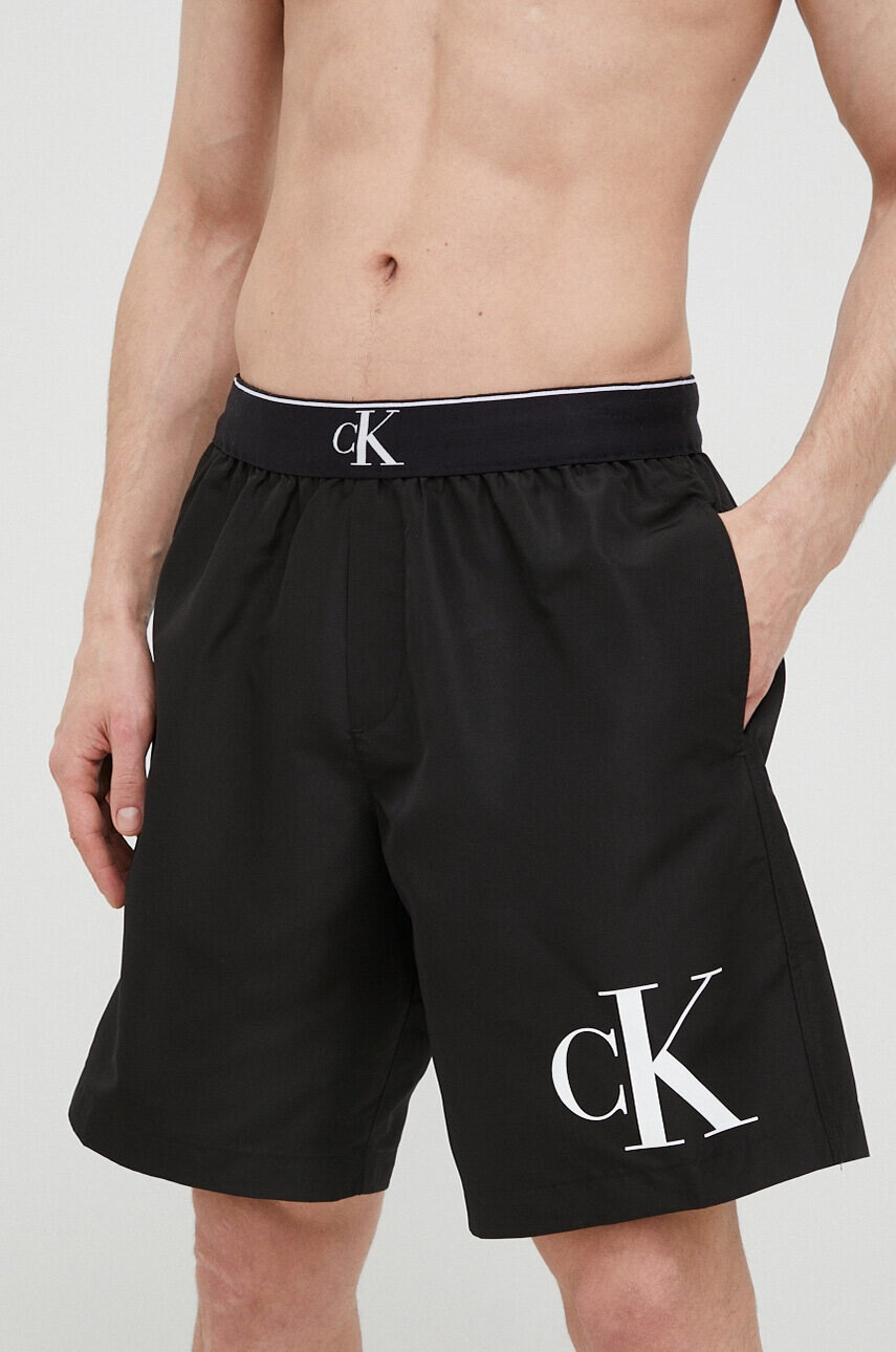 Calvin Klein Плувни шорти в черно - Pepit.bg