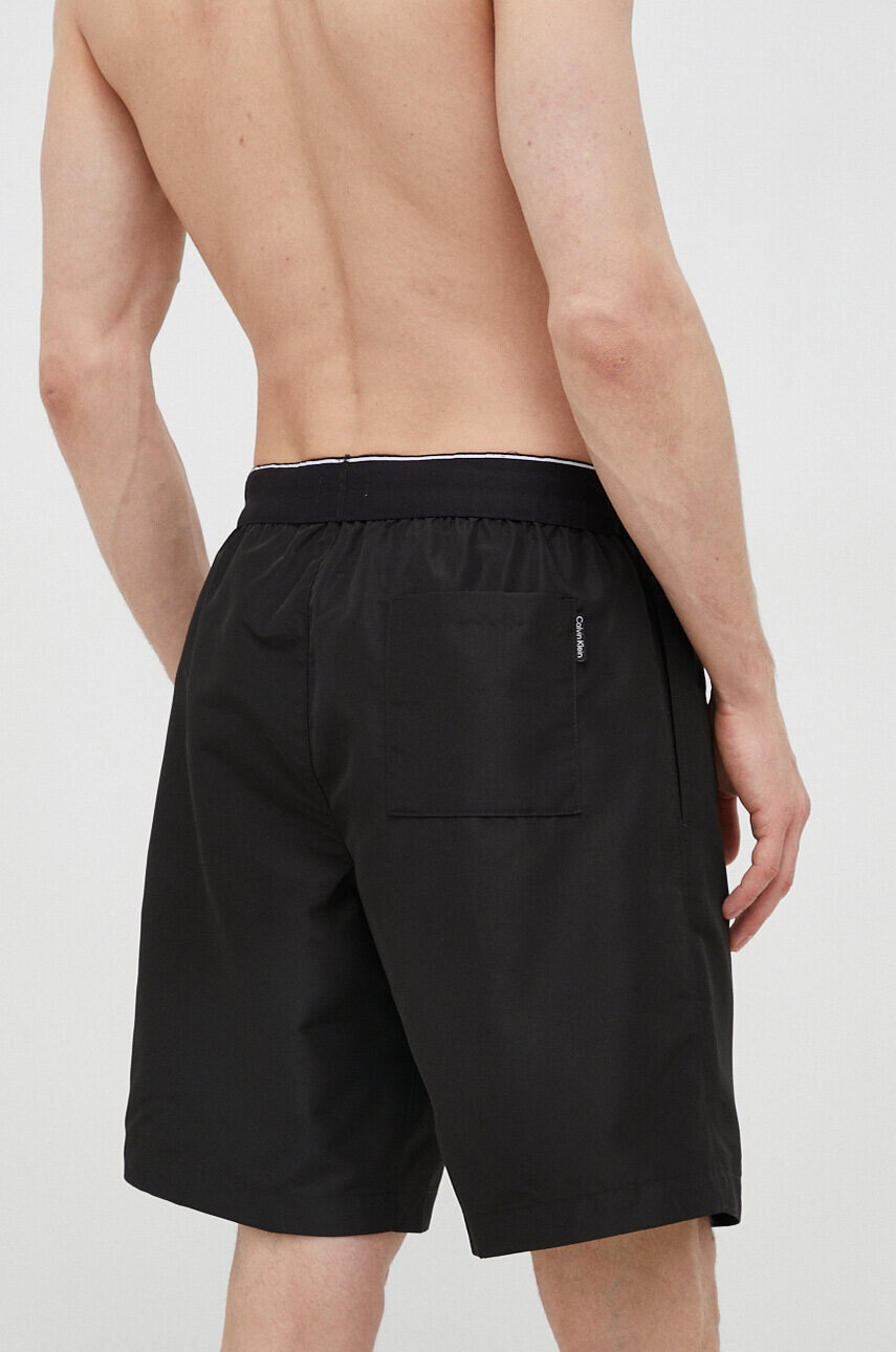 Calvin Klein Плувни шорти в черно - Pepit.bg