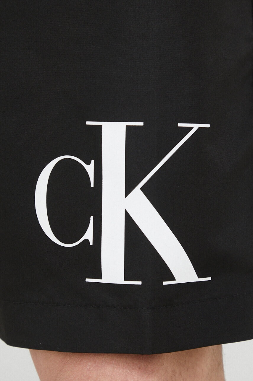 Calvin Klein Плувни шорти в черно - Pepit.bg