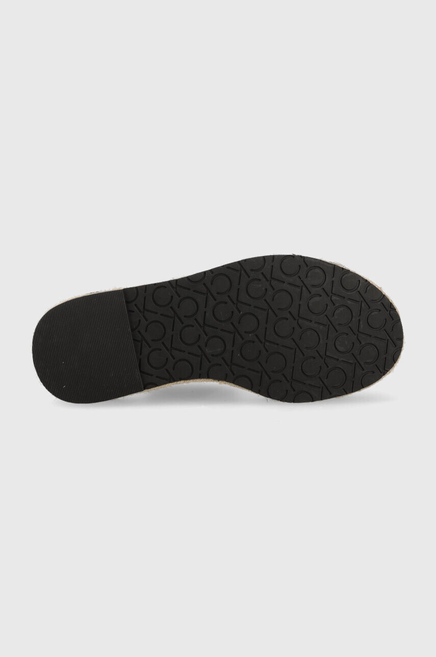 Calvin Klein Сандали FLATFORM WEDGE - HE в черно с платформа HW0HW01497 - Pepit.bg
