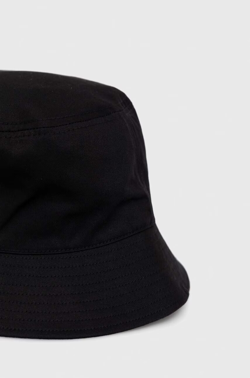 Calvin Klein Шапка в черно от памук - Pepit.bg