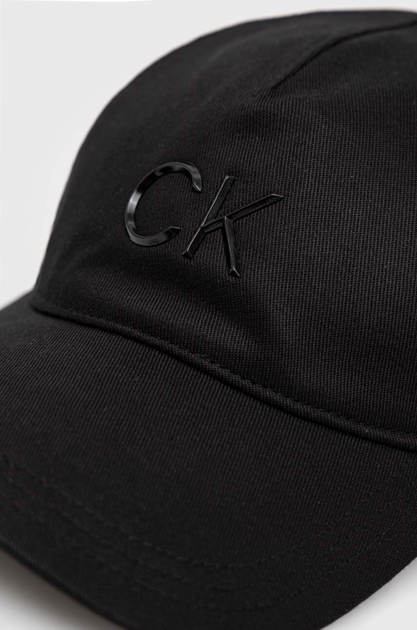 Calvin Klein Шапка с козирка - Pepit.bg