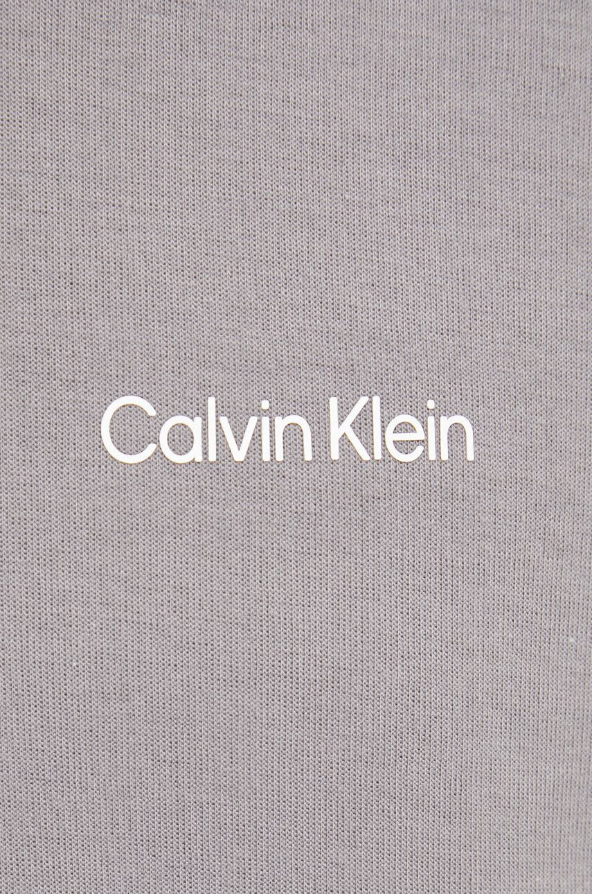 Calvin Klein Суичър в сиво с изчистен дизайн - Pepit.bg