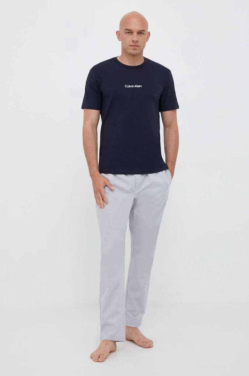 Calvin Klein Underwear Домашна тениска в синьо с принт - Pepit.bg