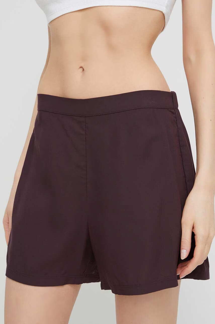 Calvin Klein Underwear Късо долнище на пижама дамско в лилаво - Pepit.bg