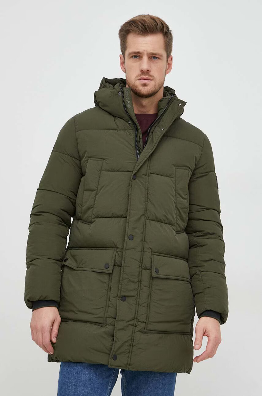 Calvin Klein Яке в зелено със зимна изолация - Pepit.bg