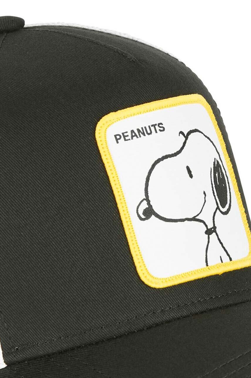 CapsLab Шапка с козирка PEANUTS в черно с апликация - Pepit.bg